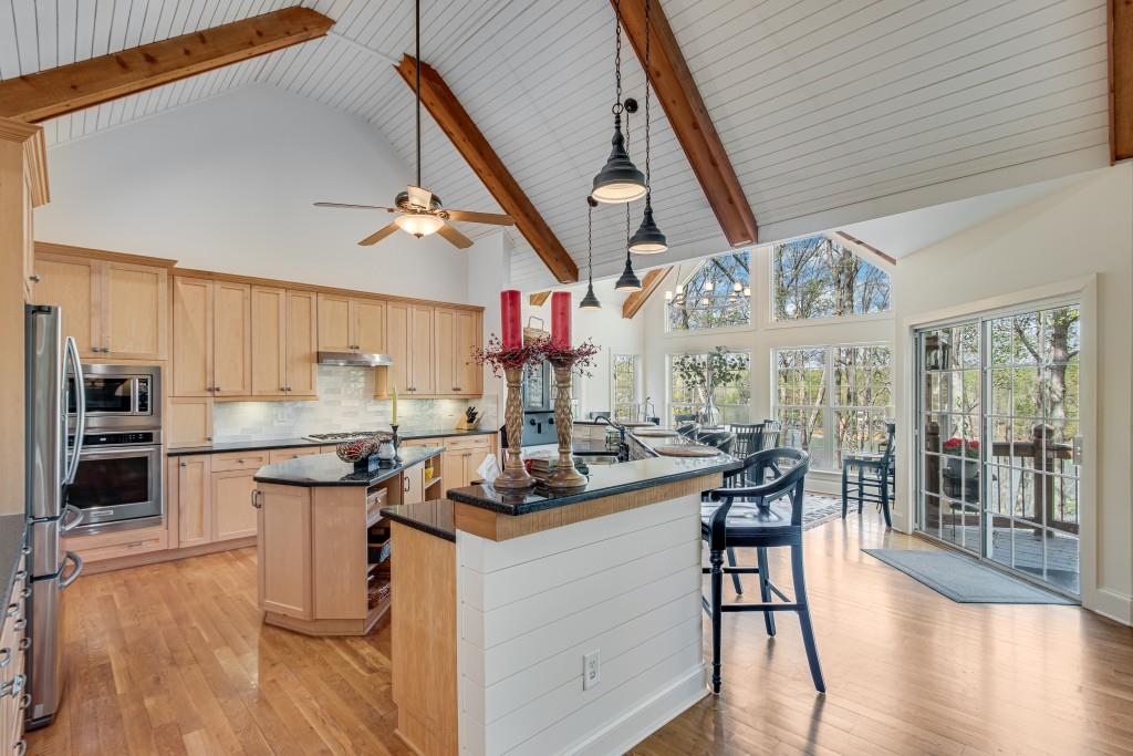 7311 Nichols Cove Drive