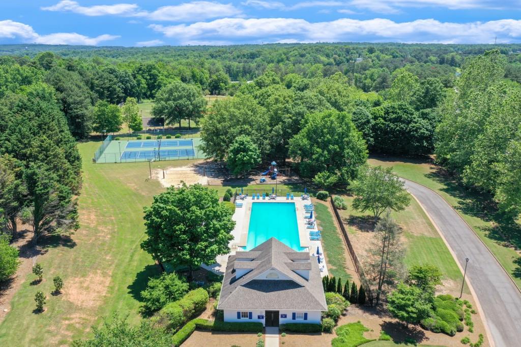 6212 Tall Woods Court