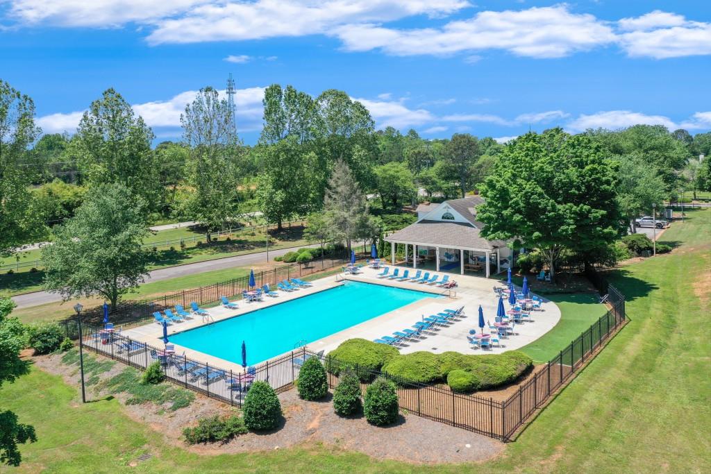 6212 Tall Woods Court