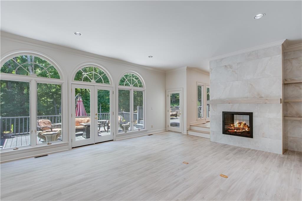 3040 Hickory Hills Drive