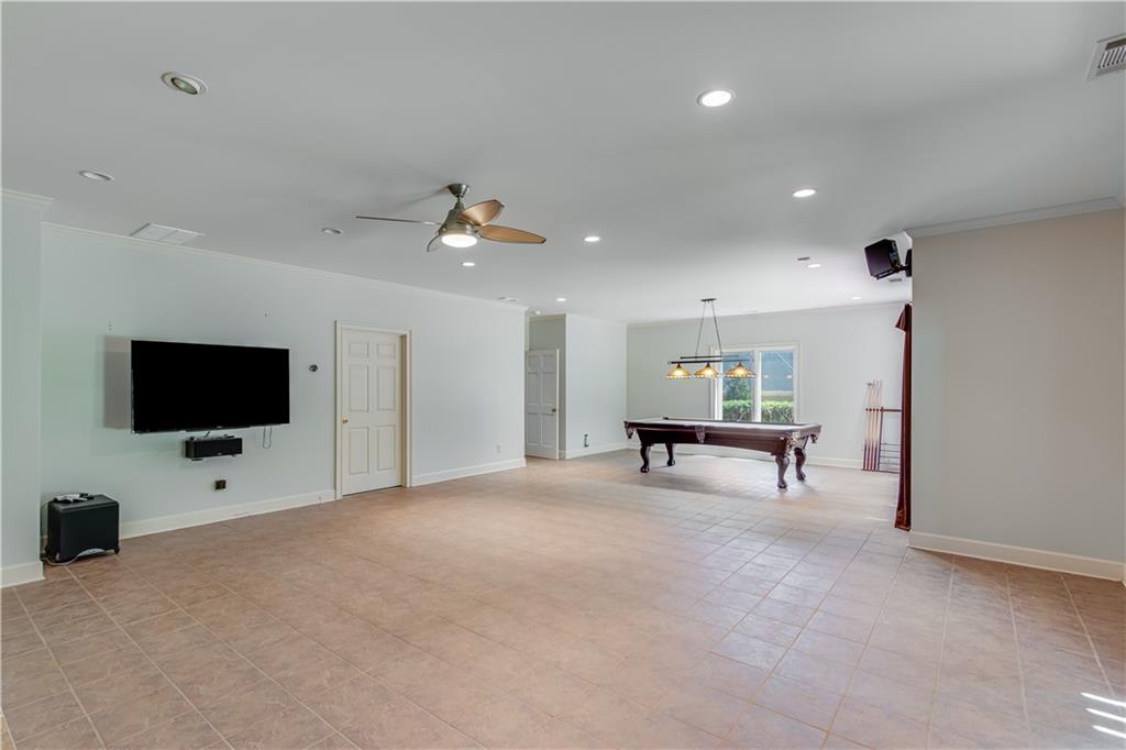 3040 Hickory Hills Drive