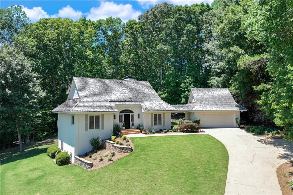 3040 Hickory Hills Drive