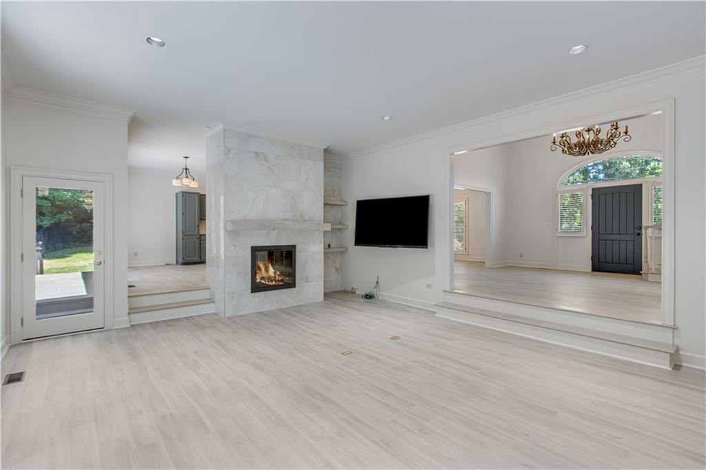 3040 Hickory Hills Drive