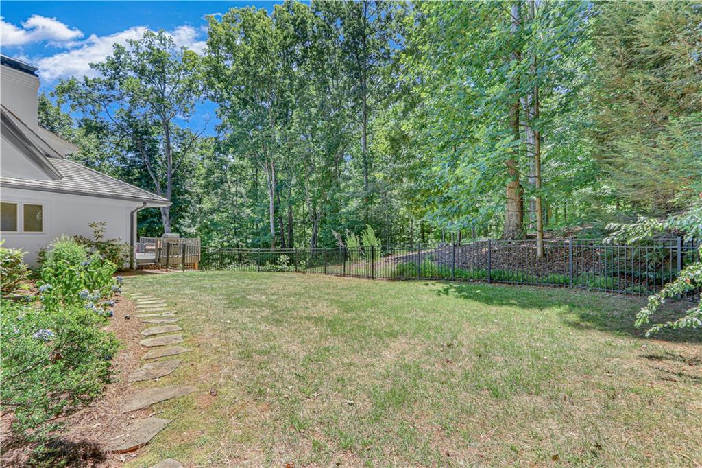 3040 Hickory Hills Drive