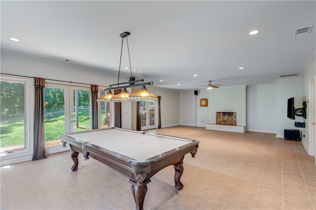 3040 Hickory Hills Drive