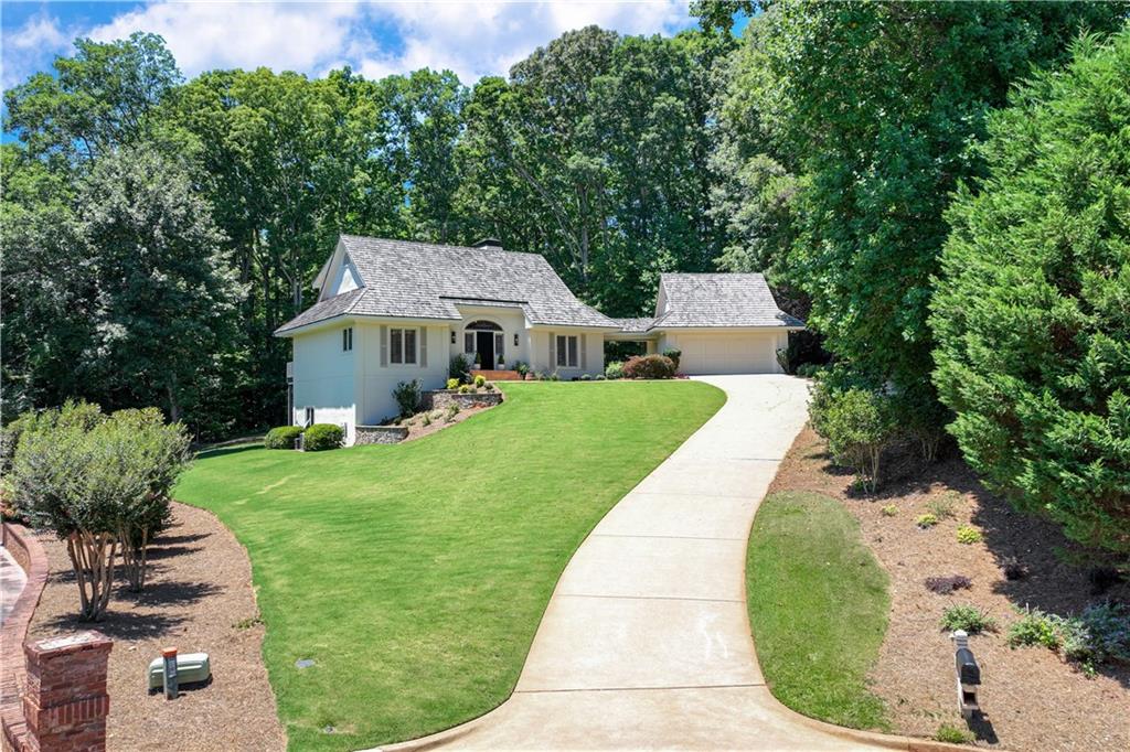 3040 Hickory Hills Drive