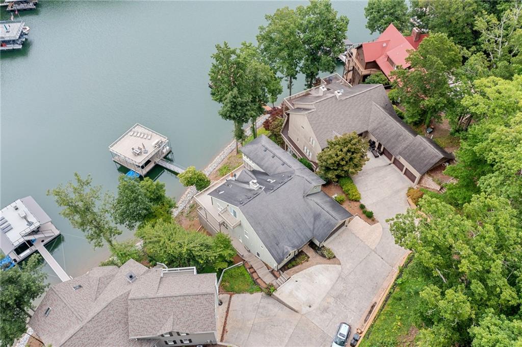 105 STONECLIFF COVE Drive