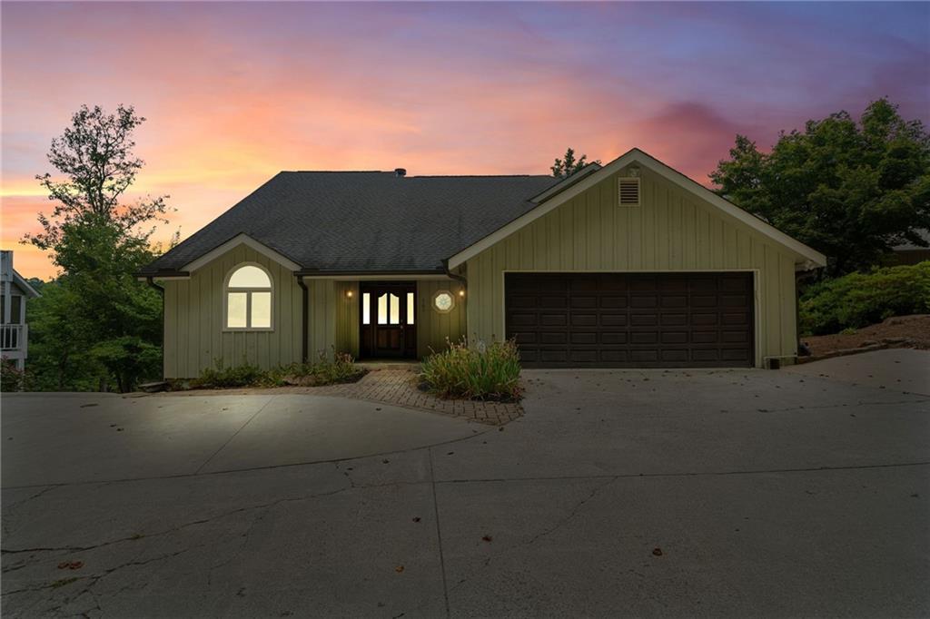 105 STONECLIFF COVE Drive