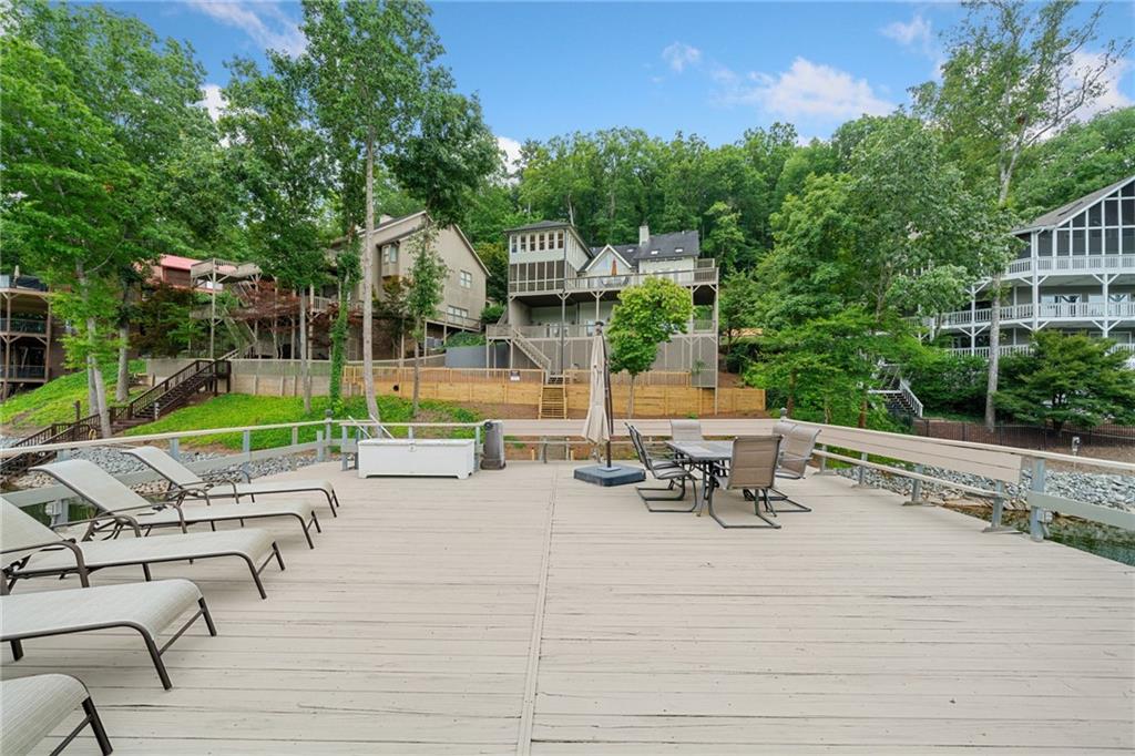 105 STONECLIFF COVE Drive