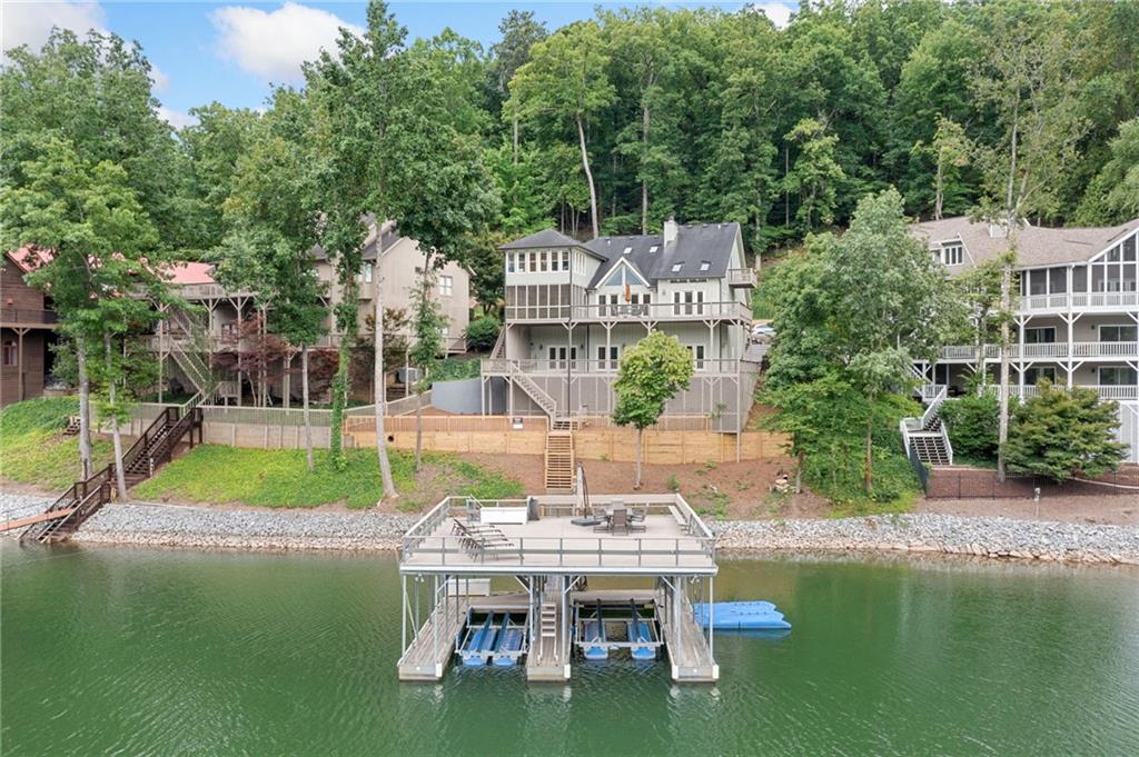 105 STONECLIFF COVE Drive