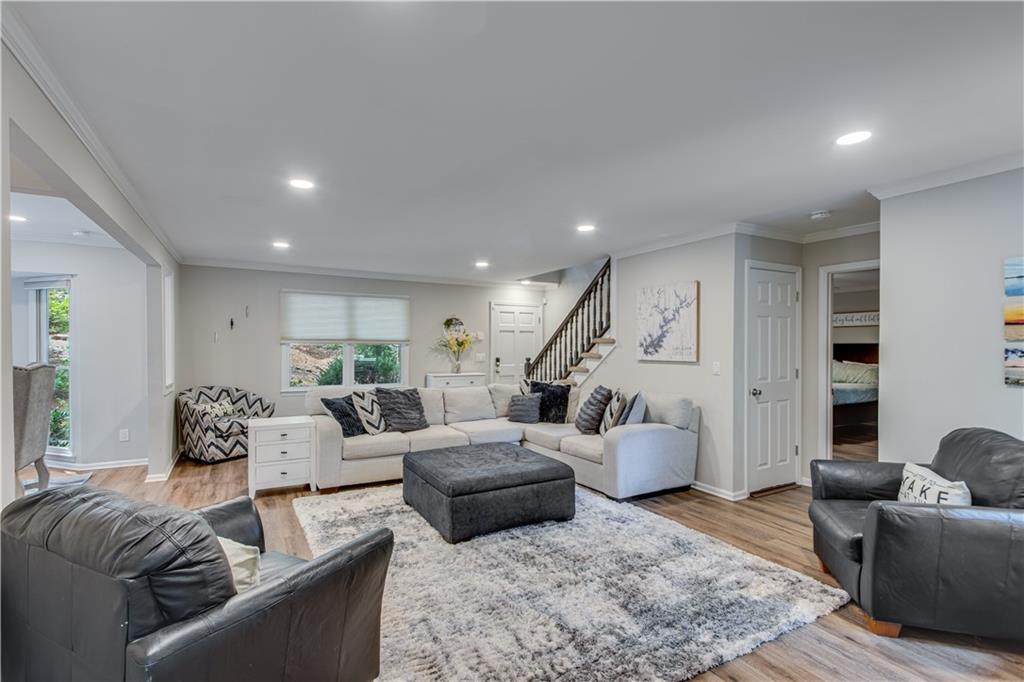 2004 Riverwood Drive