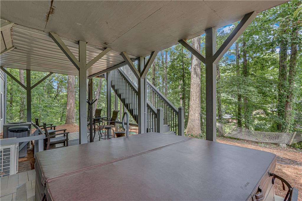 2004 Riverwood Drive