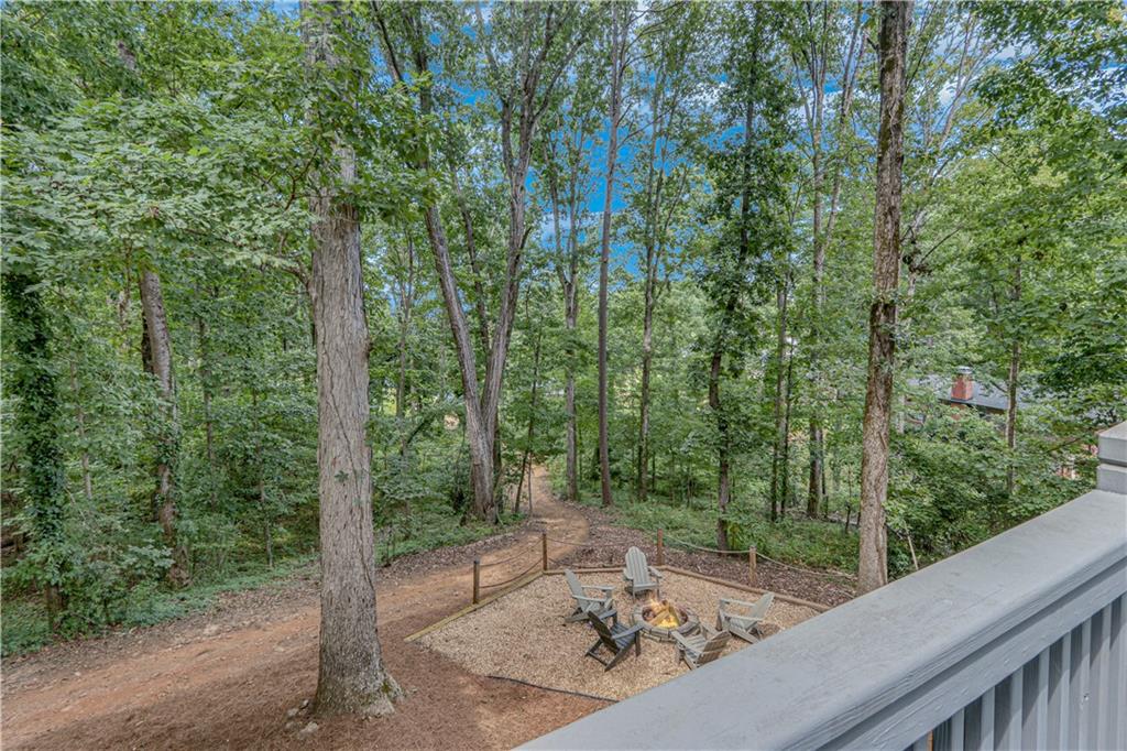2004 Riverwood Drive