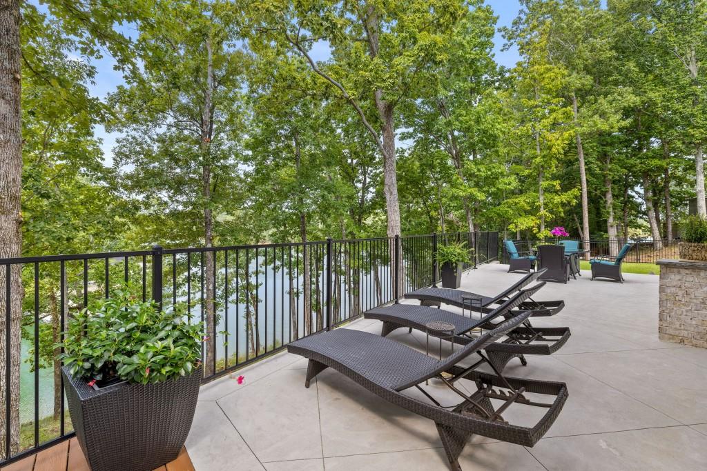 6461 Chestnut Hill Road