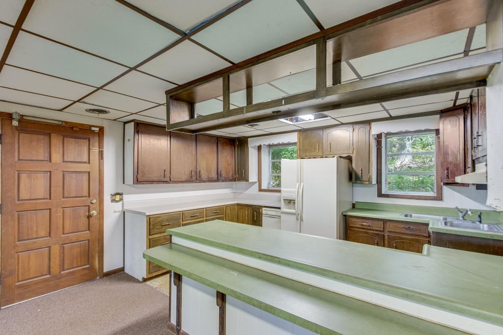 9330 Lisa Circle