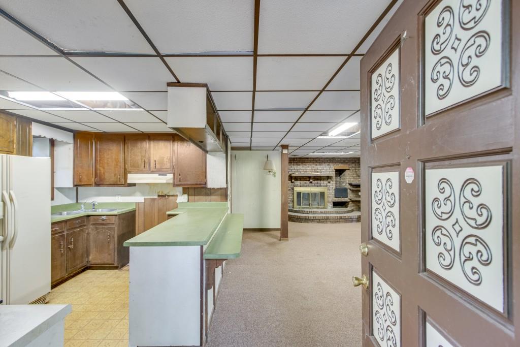 9330 Lisa Circle