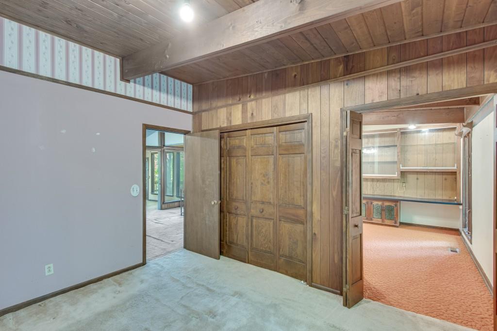 9330 Lisa Circle
