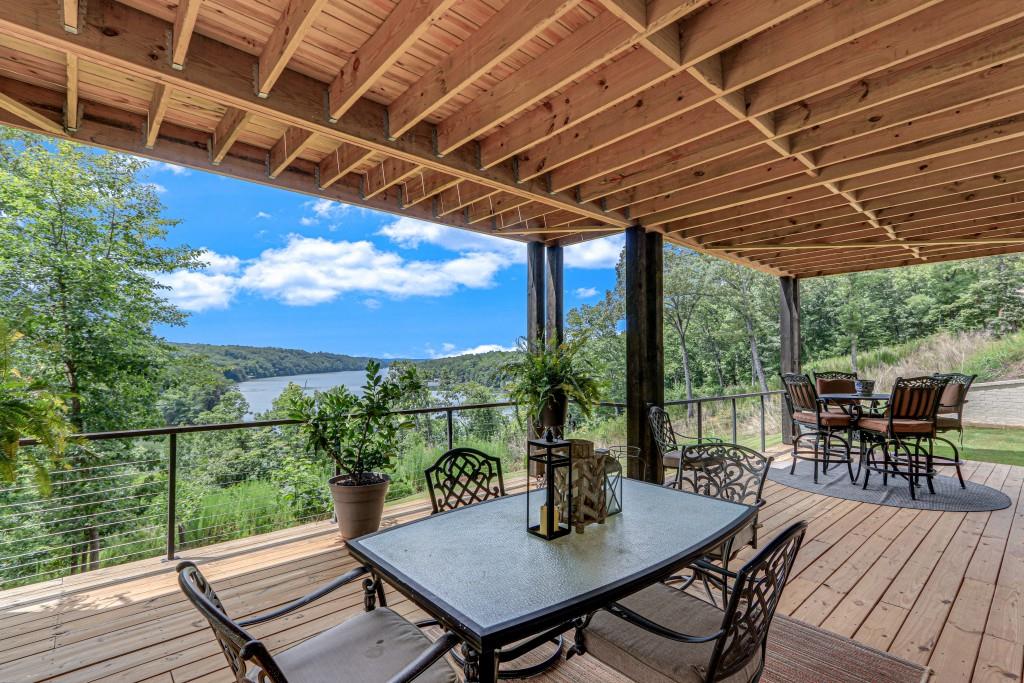 4238 Bayridge Drive