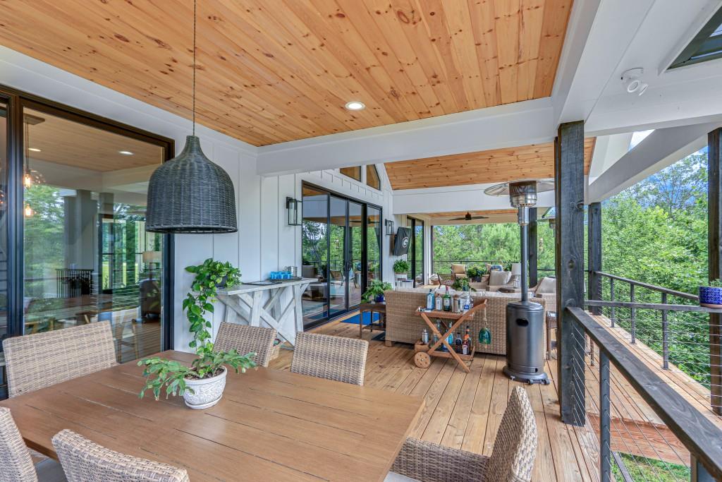 4238 Bayridge Drive