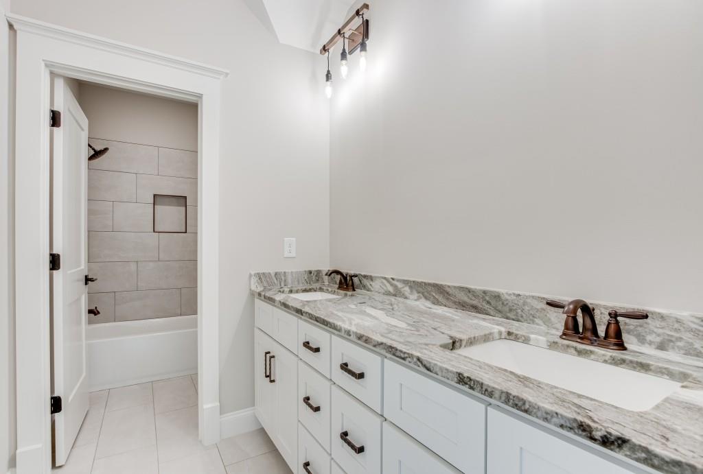 7435 Crestline Drive