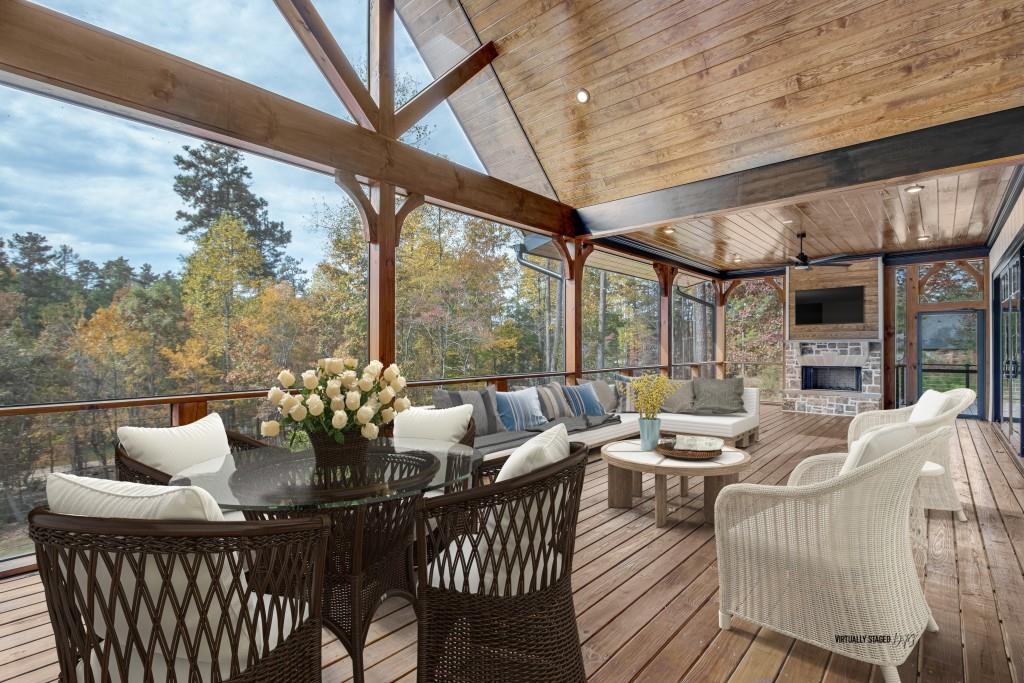 7435 Crestline Drive
