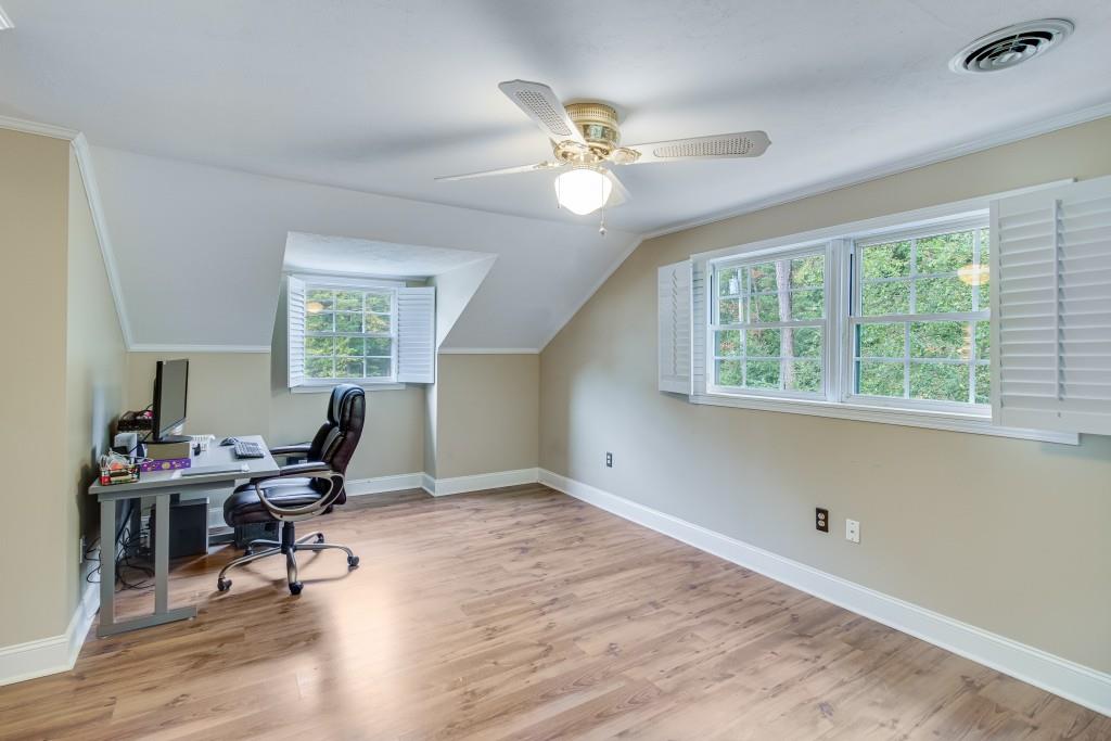 6644 Crestwood Peninsula