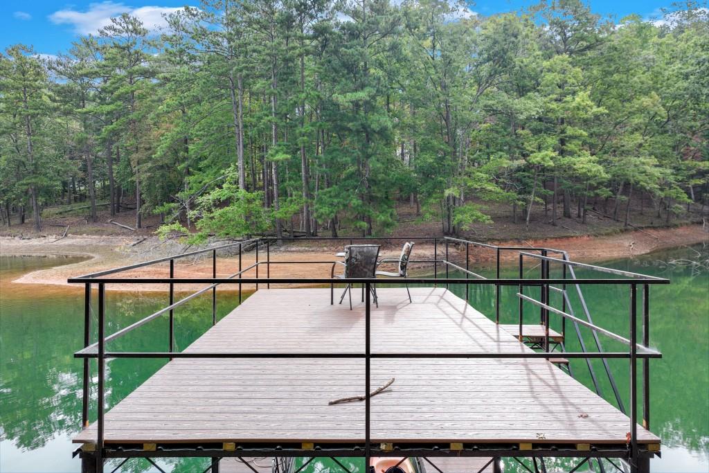 6644 Crestwood Peninsula