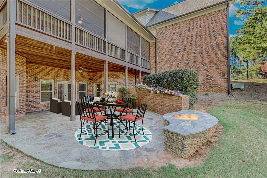 2535 Weber Heights Way