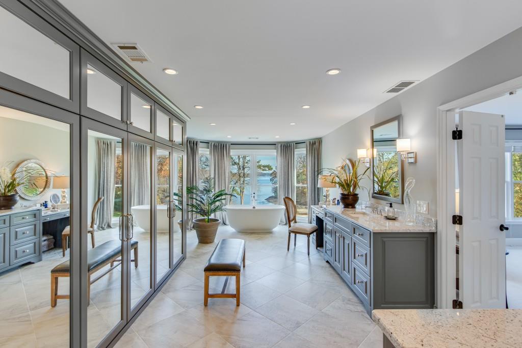 9165 Martin Terrace