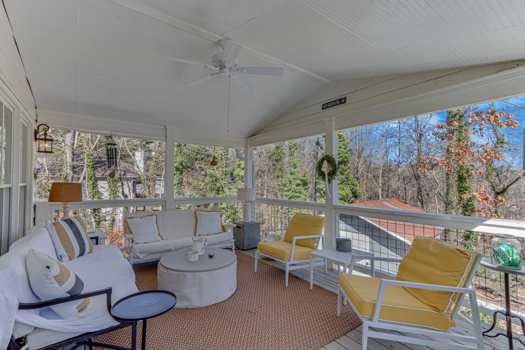 4645 Enota Court