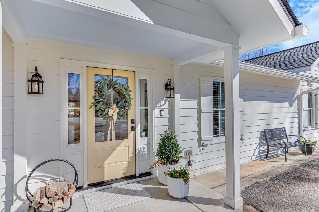 4645 Enota Court