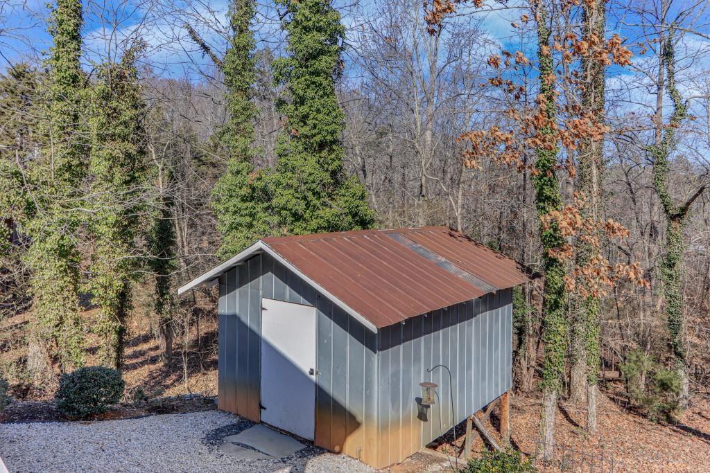 4645 Enota Court