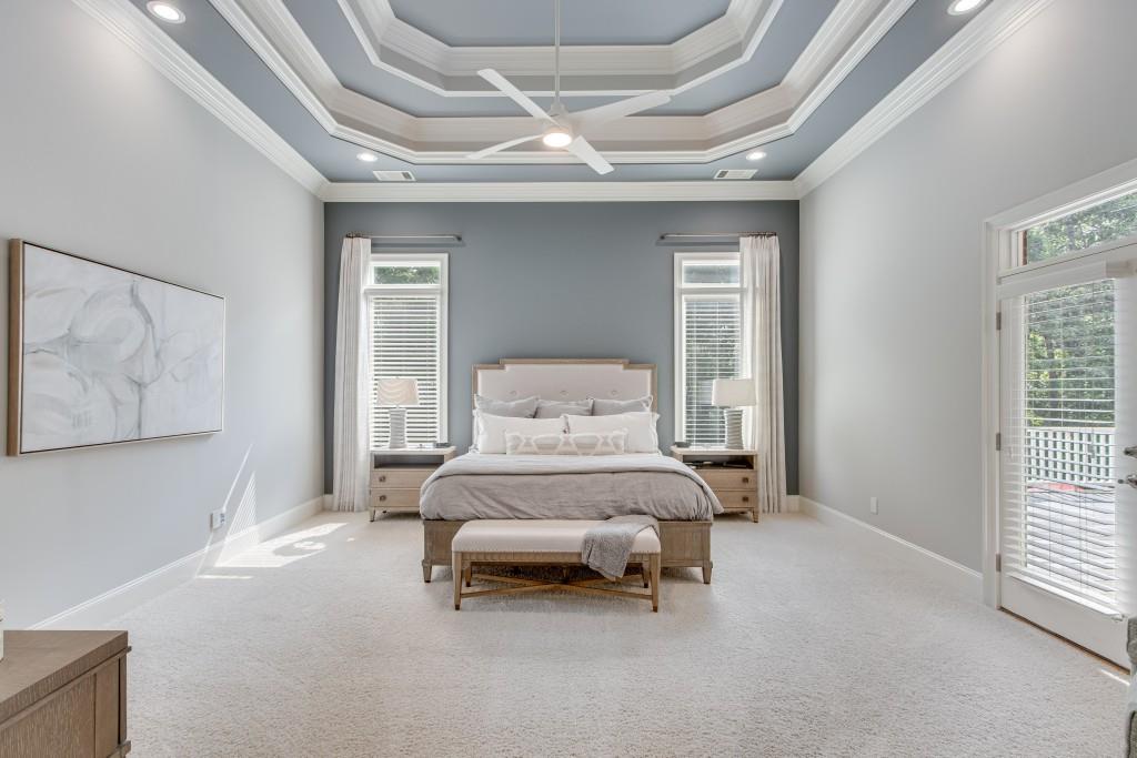 5040 Blackberry Lane