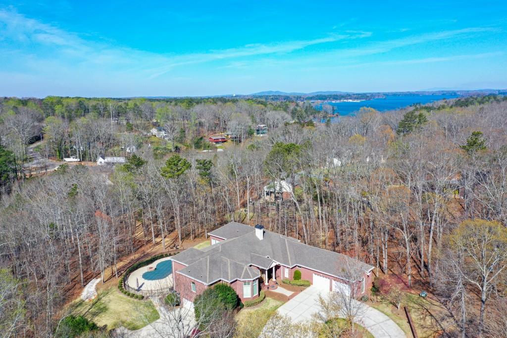 5040 Blackberry Lane