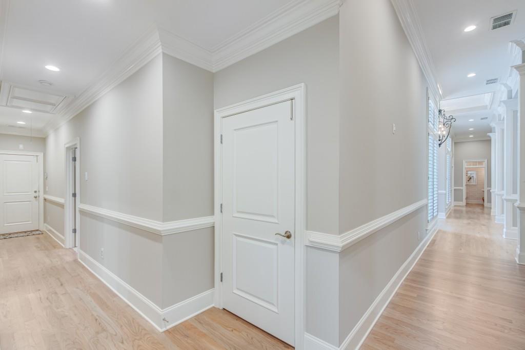 5040 Blackberry Lane