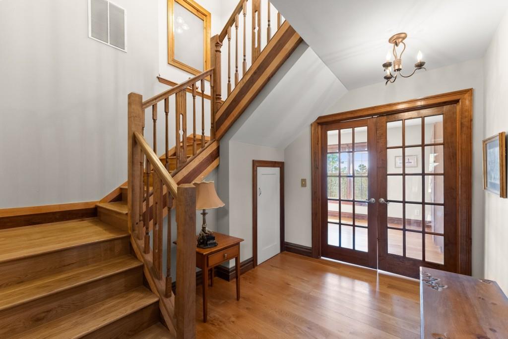 812 Riverdale Road