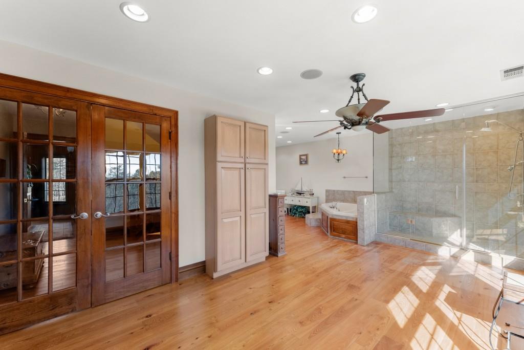 812 Riverdale Road