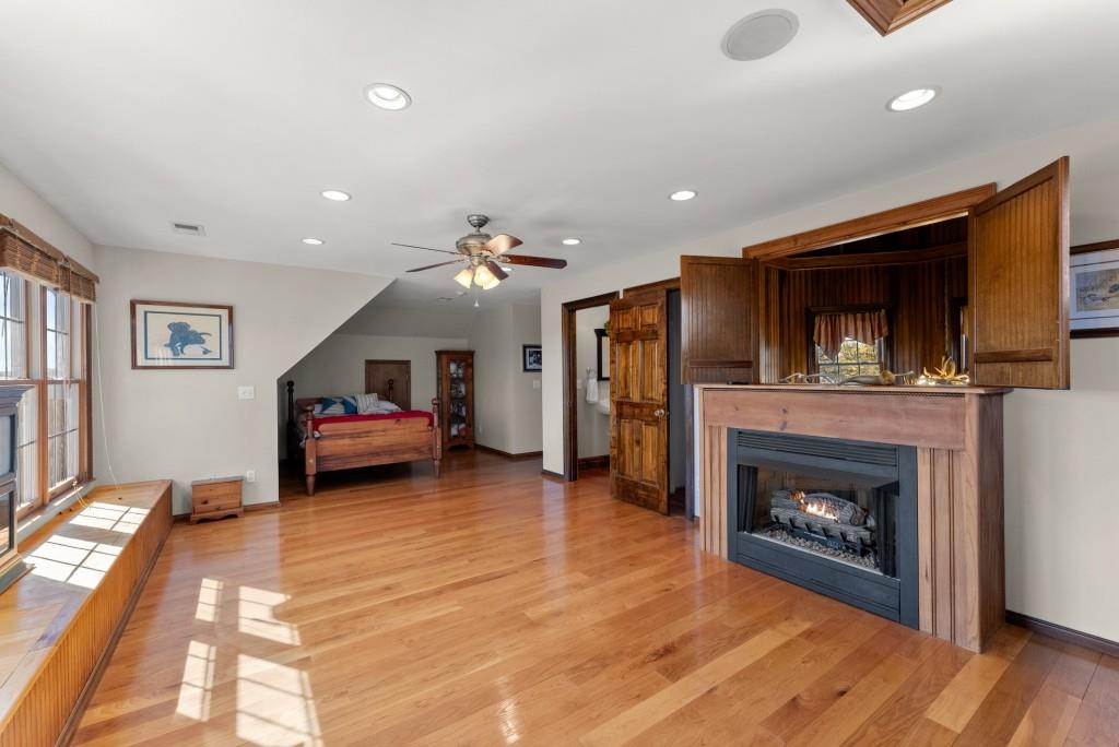 812 Riverdale Road