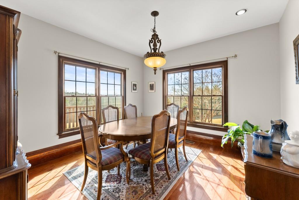 812 Riverdale Road