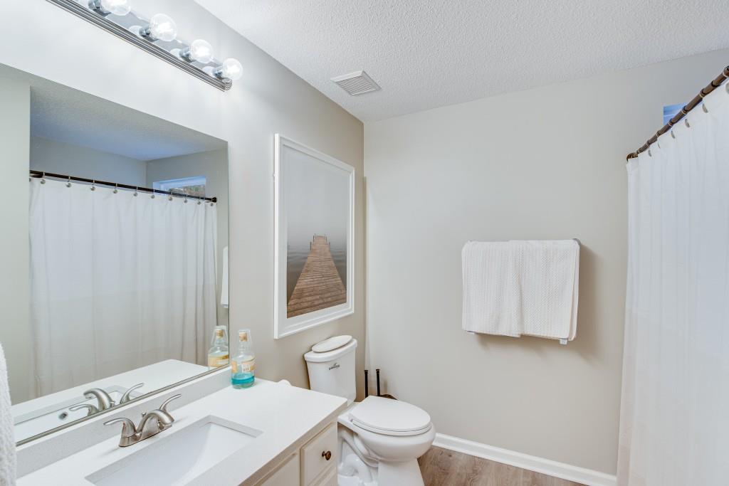 6755 Thunder Trail