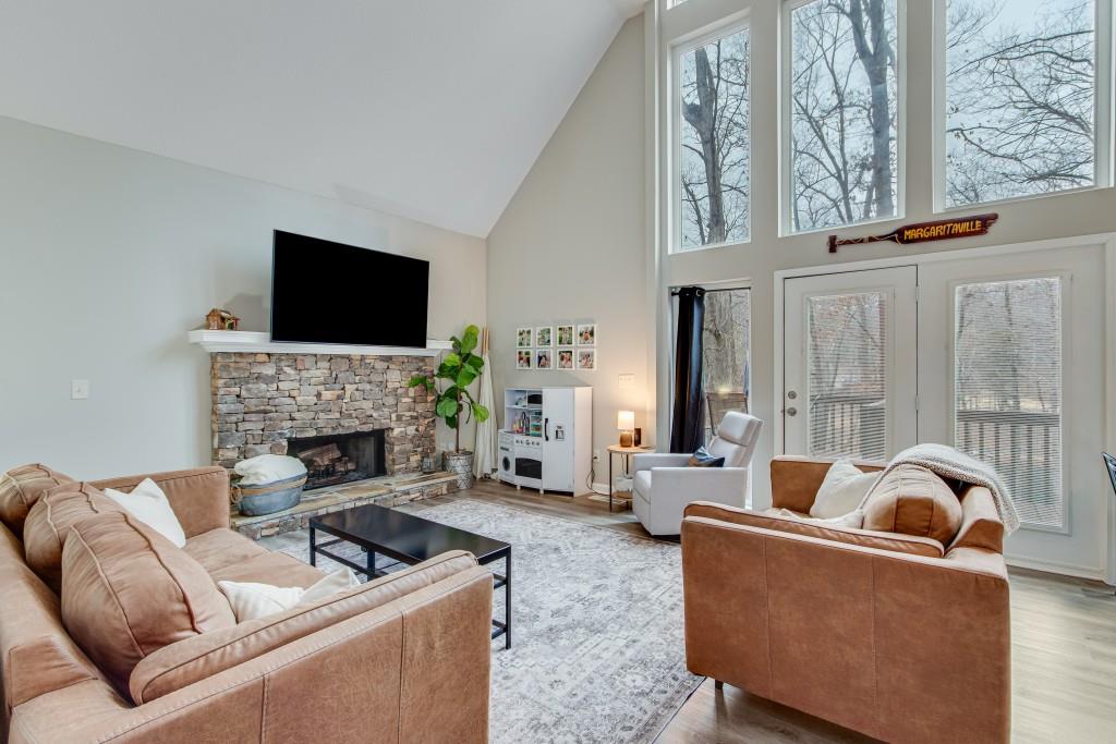 6755 Thunder Trail