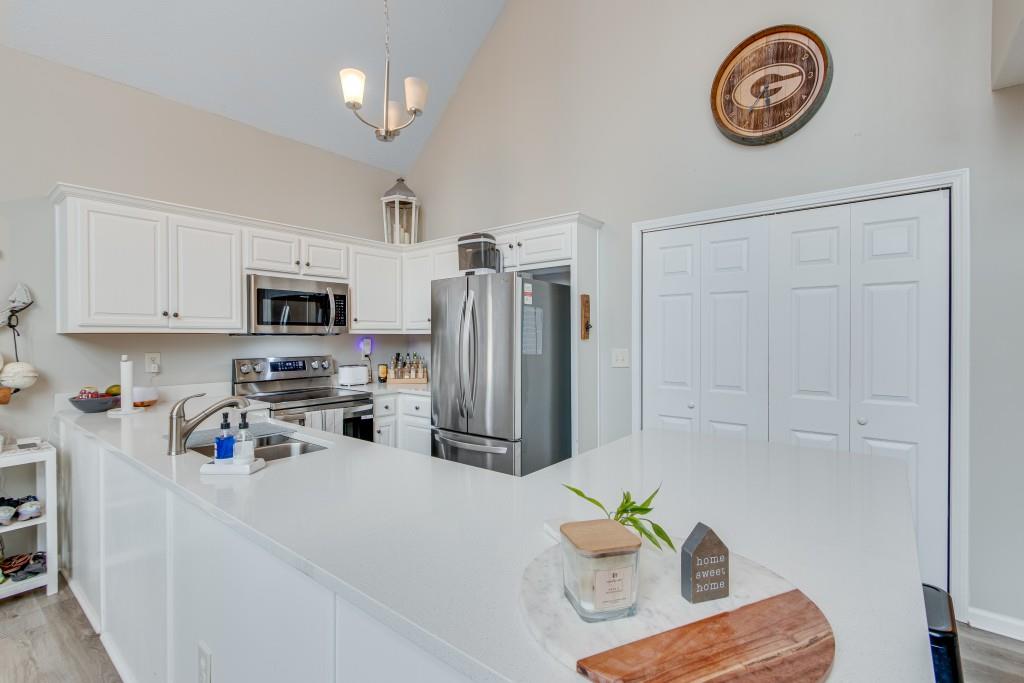 6755 Thunder Trail