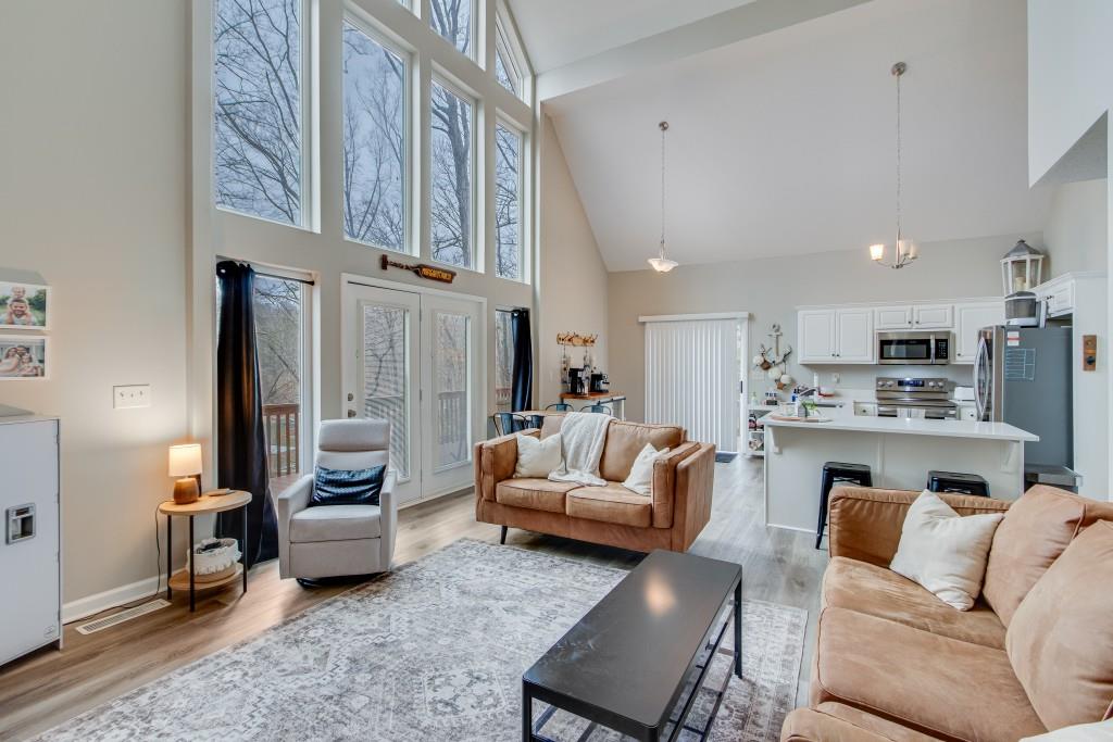 6755 Thunder Trail