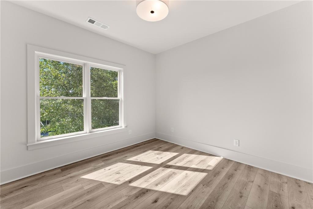 326 Clarendon Court