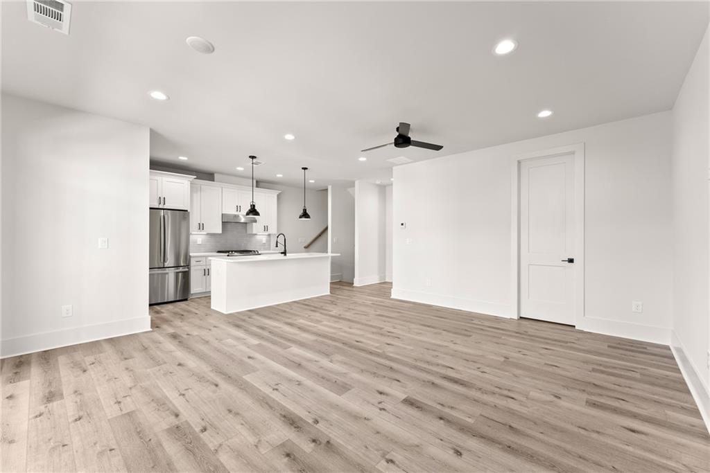 326 Clarendon Court