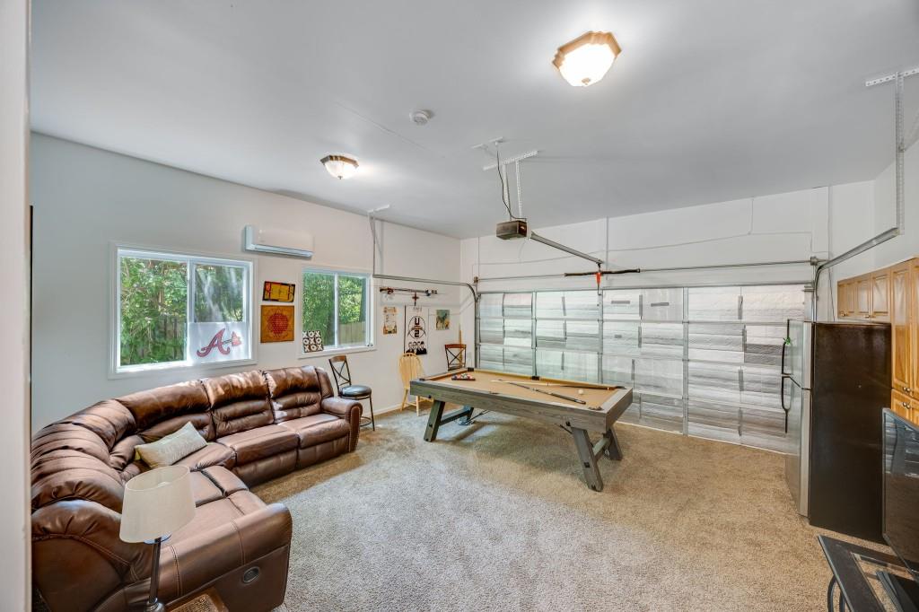 7105 Haw Creek Place