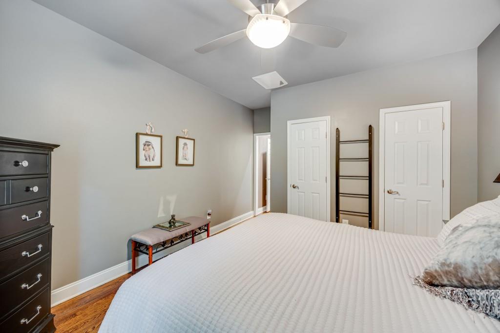 345 Hollywood Circle NW