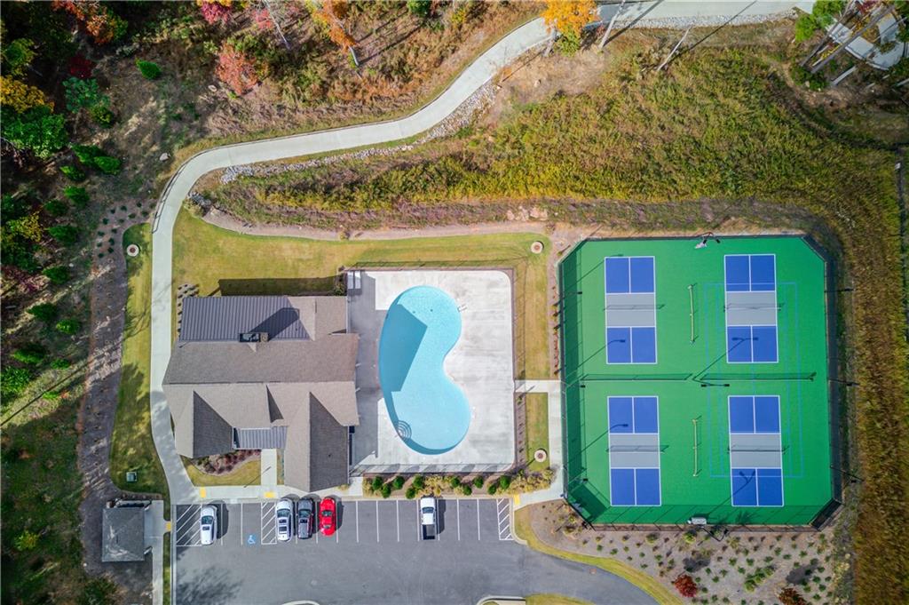 5231 Noble Oak Cove