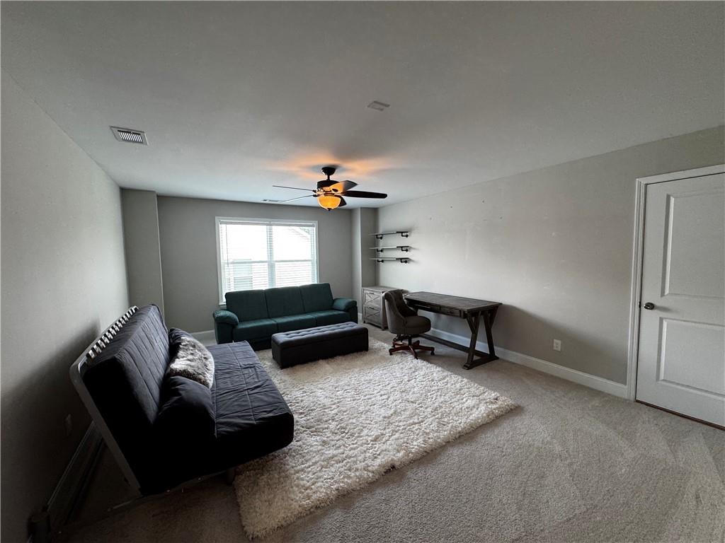 5231 Noble Oak Cove