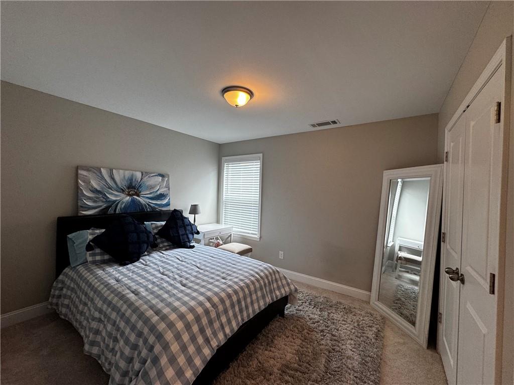 5231 Noble Oak Cove
